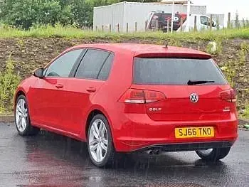 Used VW Golf VII GT 150 HP (110 kW) 2016 Red Hatchback