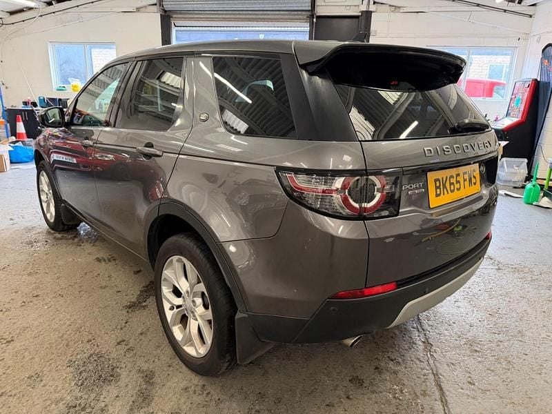 Used Land Rover Discovery Sport HSE 180 HP (132 kW) 2015 Grey SUV