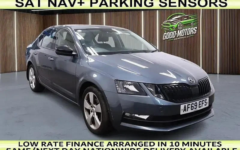 Begagnad Skoda Octavia SE Drive 150 HK (110 kW) 2020 Halvkombi