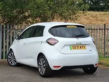 Used Renault Zoe GT-Line 100 kW (136 HP) 2021 White Hatchback