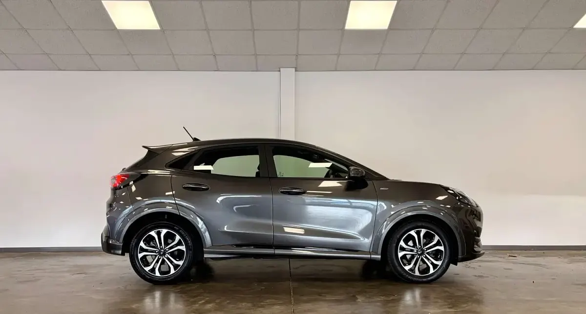 Gebraucht Ford Puma ST-Line 155 PS (114 kW) 2023 Grau SUV