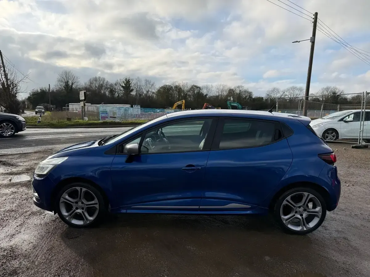 Used Renault Clio GT-Line 90 HP (66 kW) 2019 Blue Hatchback