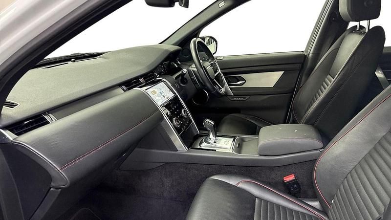 Used Land Rover Discovery Sport SE Dynamic 2021 White SUV