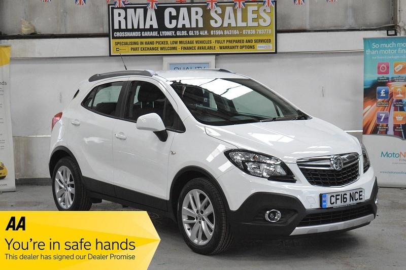 Used Vauxhall Mokka S 115 HP (84 kW) 2016 White SUV