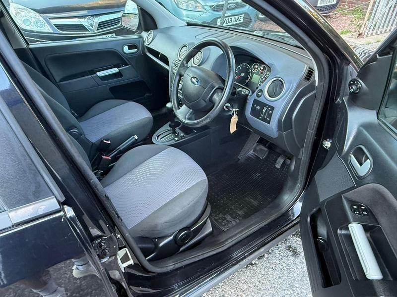 Used Ford Fusion Zetec 99 HP (72 kW) 2008 Black Hatchback