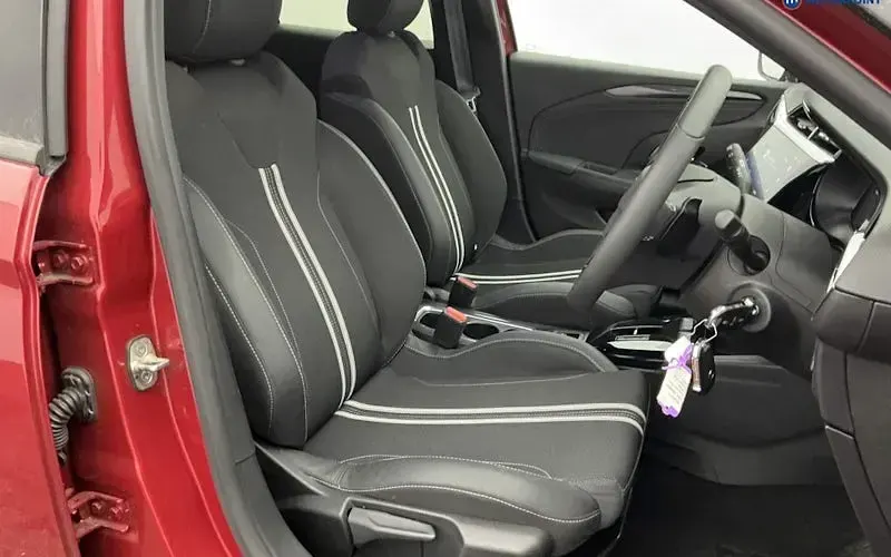 Used Vauxhall Corsa 131 HP (96 kW) 2024 Red Hatchback