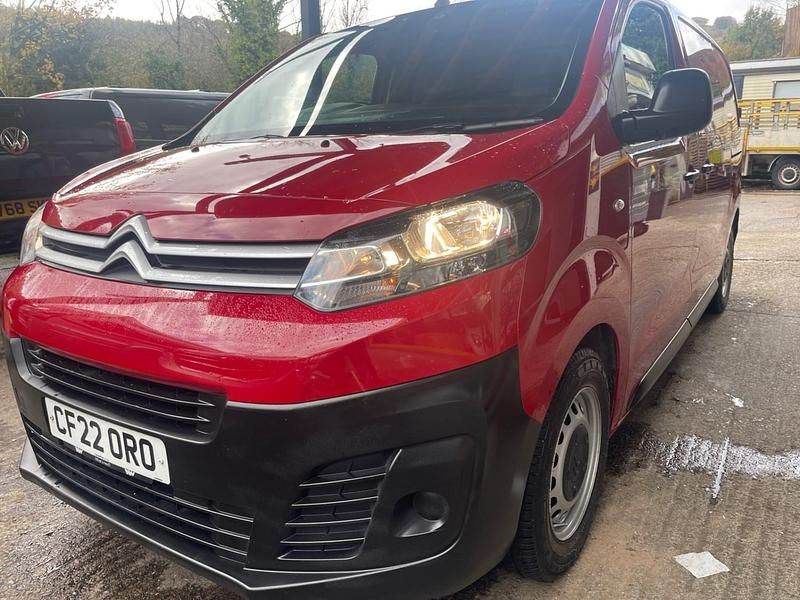Used Citroën Dispatch 2022 Red MPV