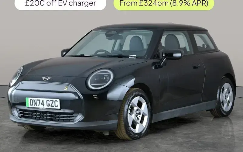Used Mini Cooper Classic 160 kW (218 HP) 2024 Hatchback