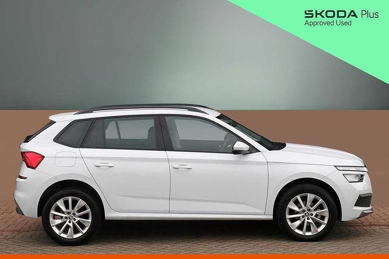 Used Skoda 110 R SE Drive 81 HP (59 kW) 2023 Moon white metallic Estate