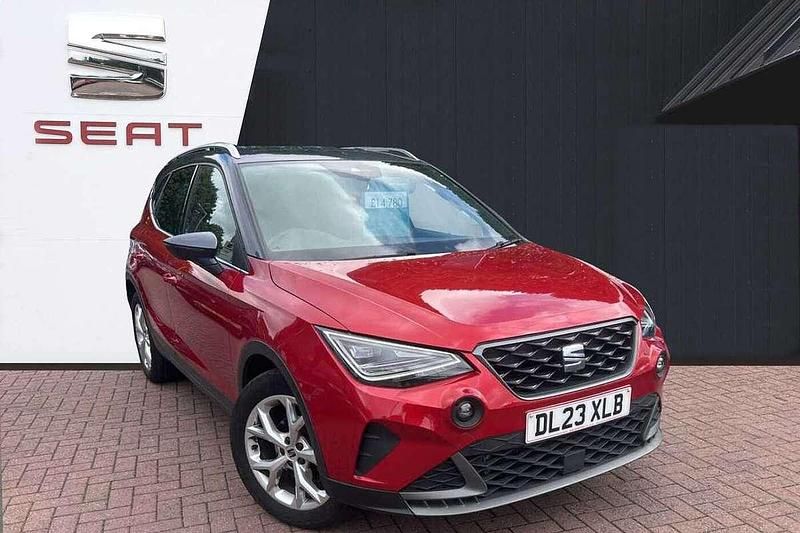 Red Used 2023 Seat Arona FR SUV | £14,580 (Fair price) - Image 1/4