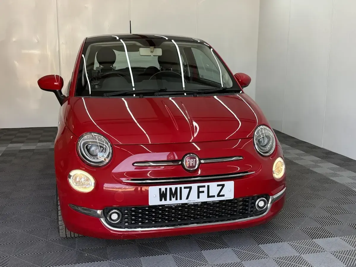 Used Fiat 500 Lounge 85 HP (62 kW) 2017 Red Hatchback