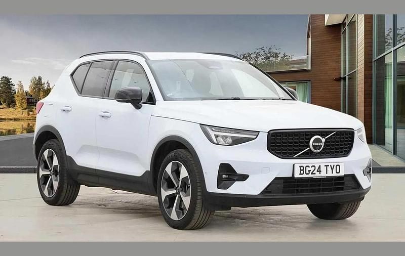 Used Volvo XC40 Plus 194 HP (142 kW) 2024 Blue SUV