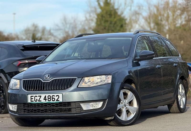 Used Skoda Octavia GreenLine 110 HP (80 kW) 2016 Grey Hatchback