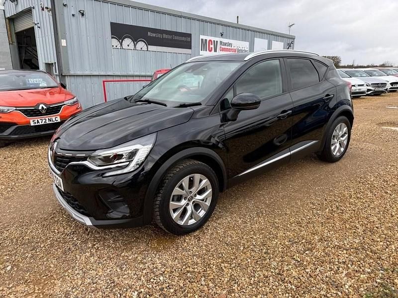 Used Renault Captur Iconic 95 HP (69 kW) 2020 Black SUV
