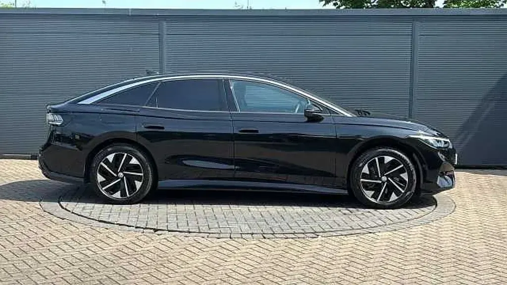 Used VW ID.7 Pro 210 kW (286 HP) 2025 Black Hatchback