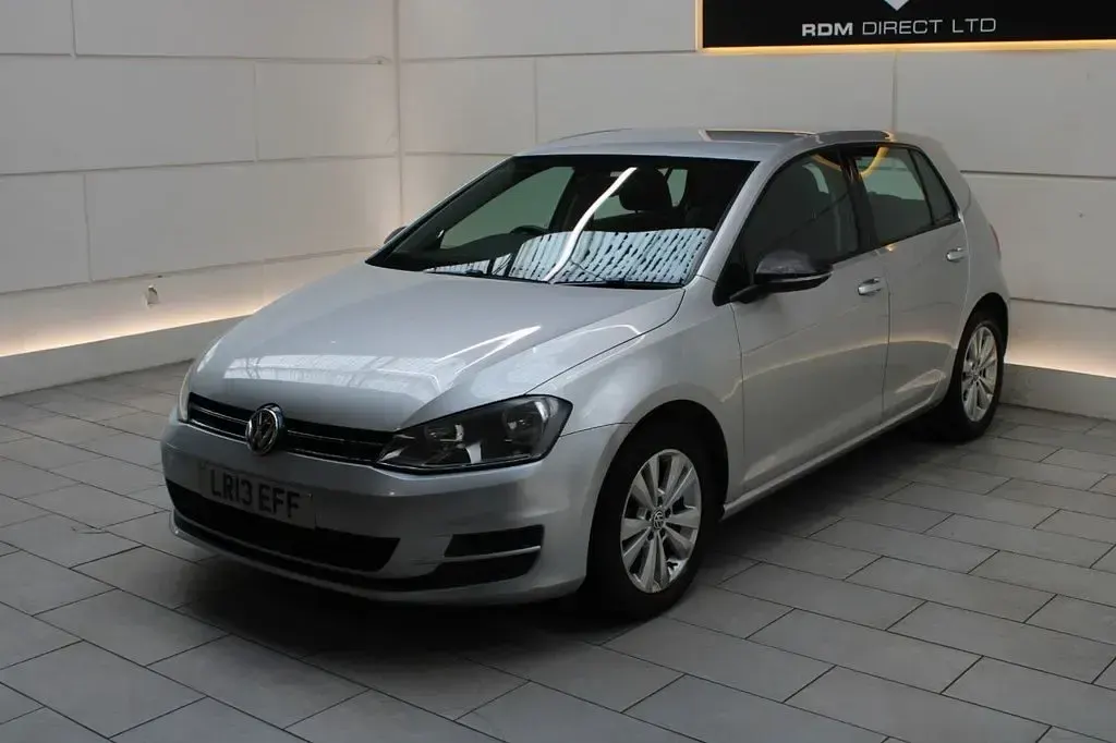 Used VW Golf VII SE 105 HP (77 kW) 2013 Silver Hatchback