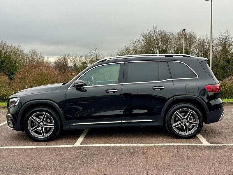 Used Mercedes GLB200 Executive 163 HP (119 kW) 2025 Black SUV
