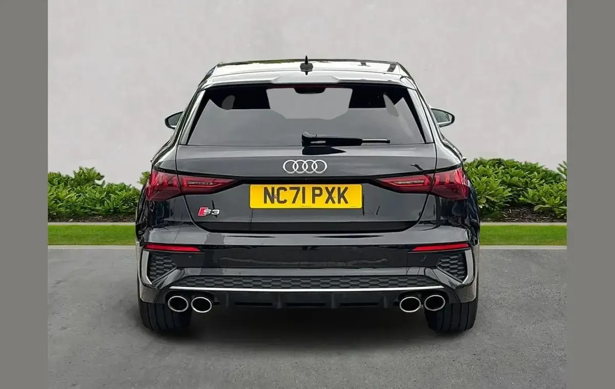 Used Audi S3 Sportback Comfort 310 HP (228 kW) 2021 Black Hatchback