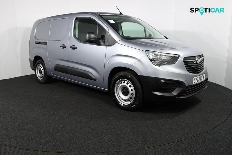 Grey Used 2023 Vauxhall Combo MPV | £13,495 (Good price) - Image 1/4