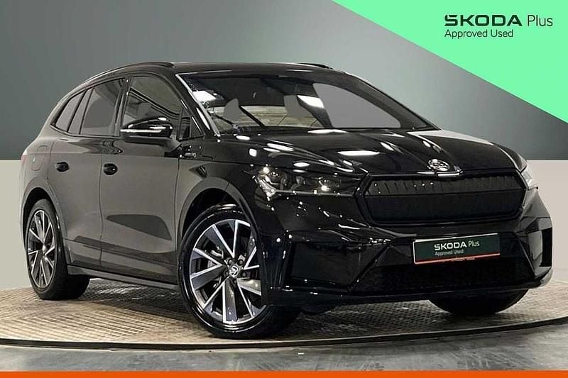 Used Skoda Enyaq iV SportlinePlus 154 kW (210 HP) 2025 Black magic pearl effect SUV