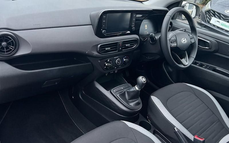 Used Hyundai i10 Advanced 67 HP (49 kW) 2025 Hatchback