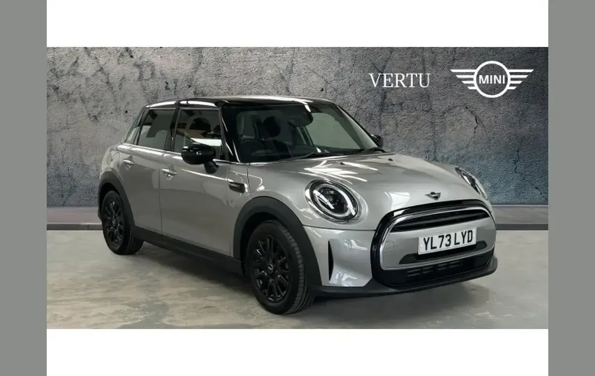 Used Mini Cooper Classic 136 HP (100 kW) 2024 Hatchback