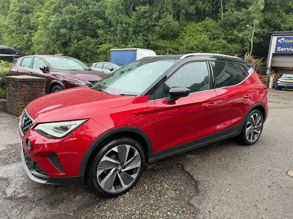 Used Seat Arona FR 2023 Red SUV