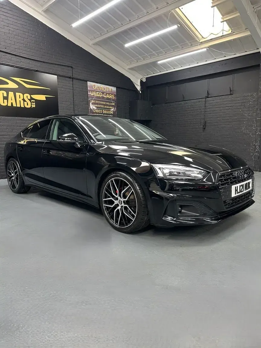 Używany Audi A5 Sport 2021 Czarny Coupe