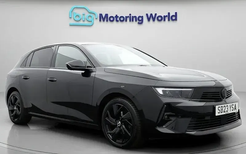 Used Vauxhall Astra S 131 HP (96 kW) 2023 Hatchback