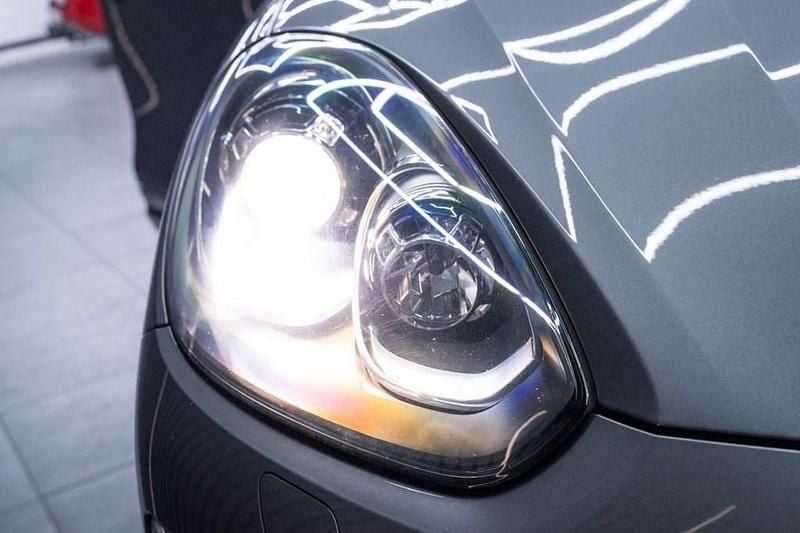 Used Porsche Cayenne 262 HP (192 kW) 2018 Grey SUV