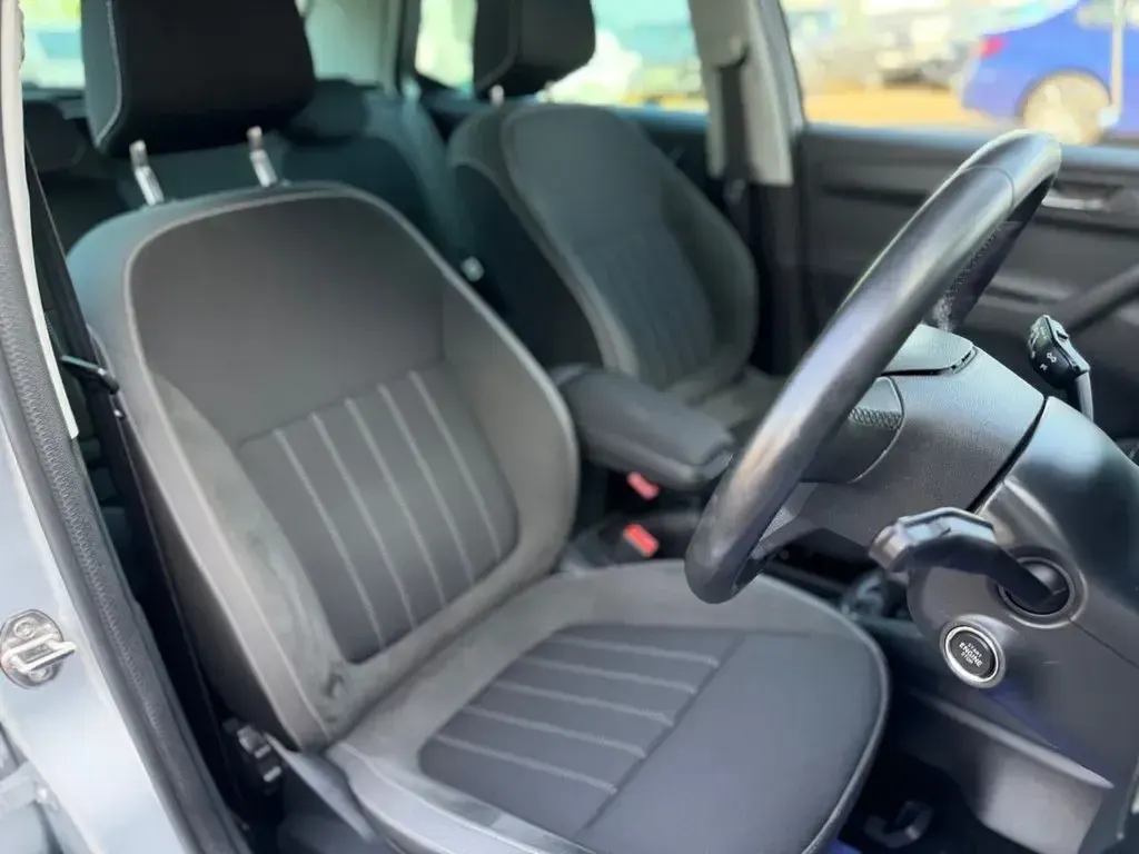 Begagnad Skoda Fabia SE L 95 HK (69 kW) 2019 Silver Halvkombi