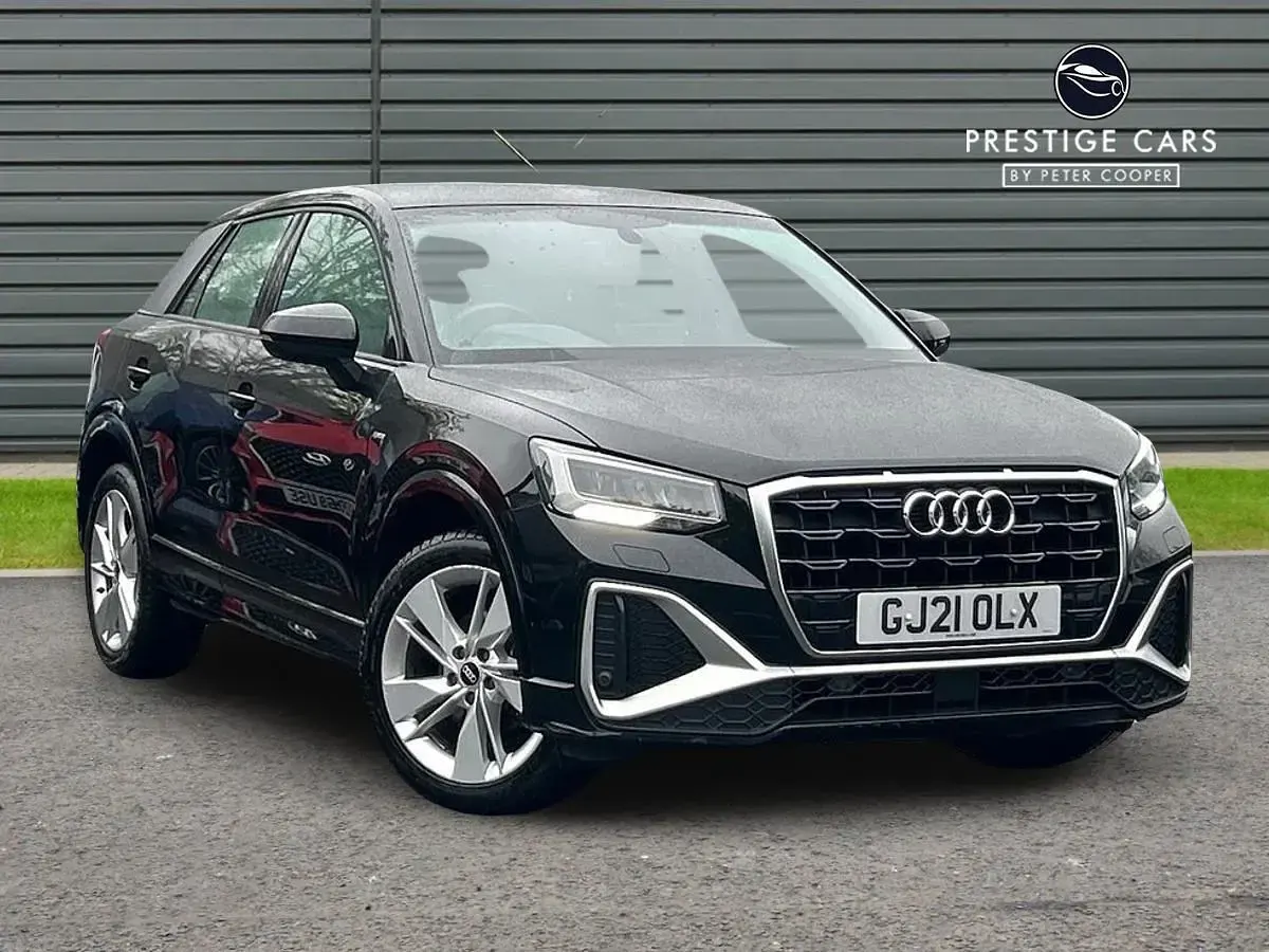 Begagnad Audi Q2 S-Line 147 HK (108 kW) 2021 Svart SUV