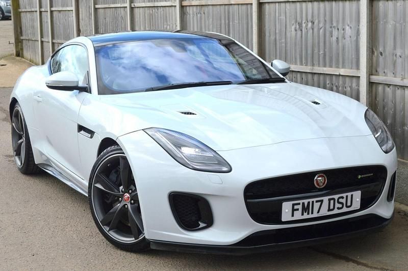 Usado Jaguar F-Type R-Dynamic 2017 Branco Coupé