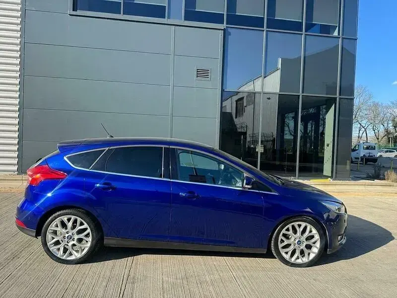 Used Ford Focus Titanium X 120 HP (88 kW) 2018 Blue Hatchback