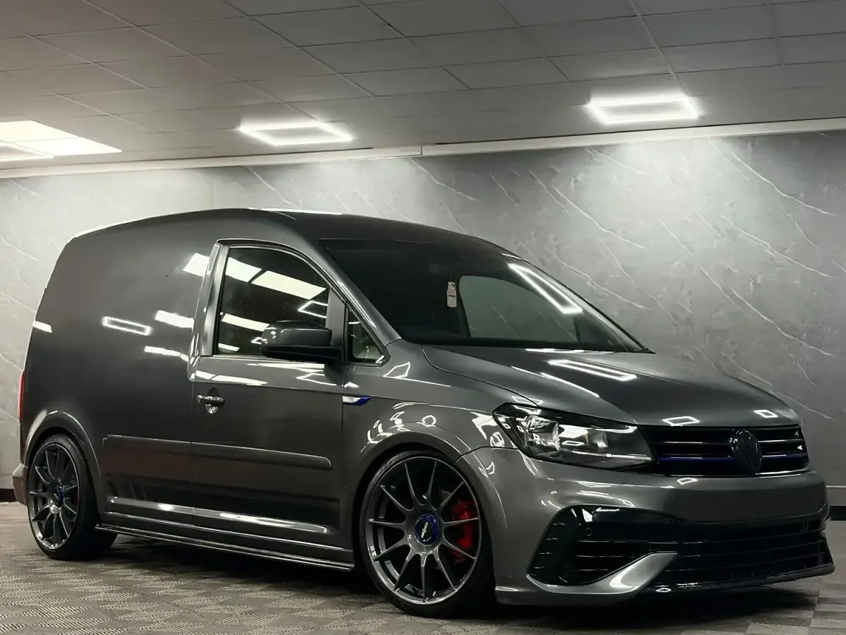 Used VW Caddy Highline 150 HP (110 kW) 2019 Grey MPV