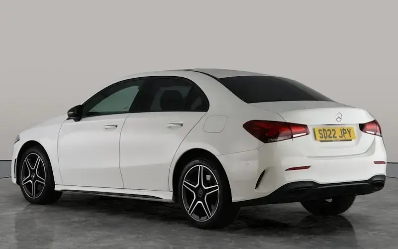 Used Mercedes A250 AMG Line Premium Plus 218 HP (160 kW) 2022 White Sedan