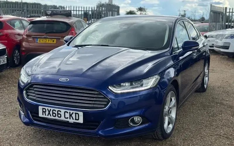 Used Ford Mondeo Titanium 150 HP (110 kW) 2017 Hatchback