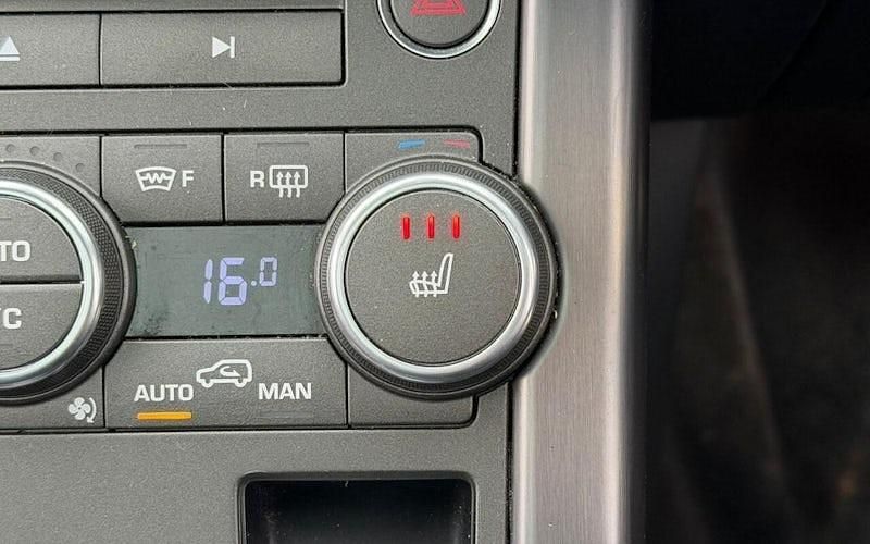 Used Land Rover Range Rover evoque Landmark 179 HP (131 kW) 2018 Hatchback