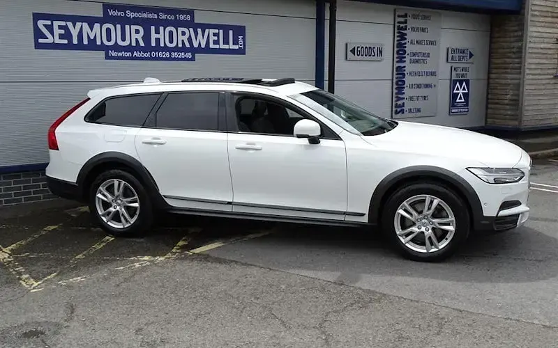 Usado Volvo V90 CC Pro 190 CV (139 kW) 2019 Familiar