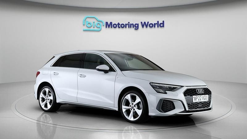 Used Audi A3 Sportback e-tron S-Line 204 HP (150 kW) 2022 White Hatchback