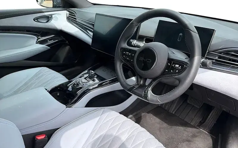 Used BYD Seal Design 230 kW (313 HP) 2025 Blue Sedan