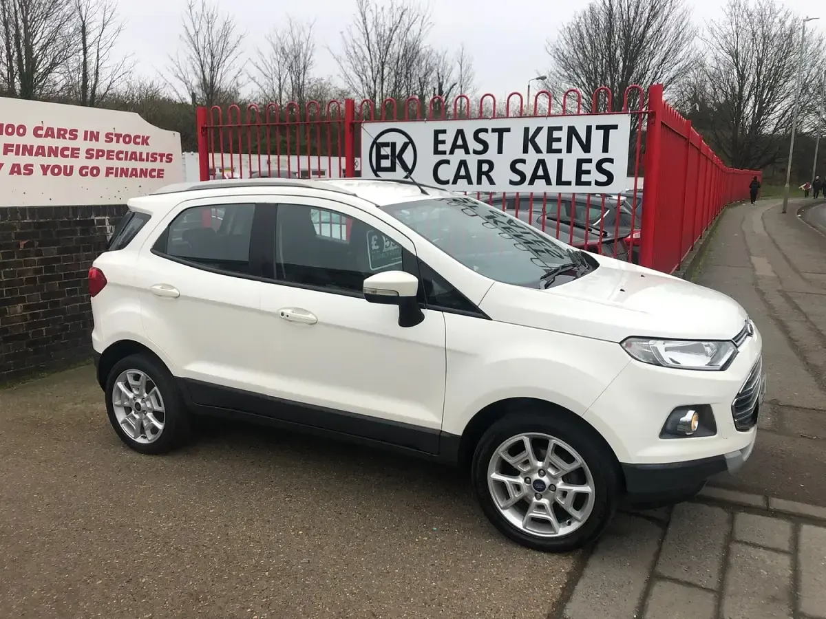 Used Ford Ecosport Titanium 95 HP (69 kW) 2017 White SUV