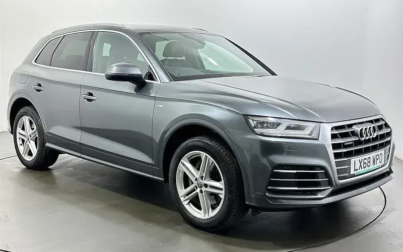 Used Audi Q5 S-Line 252 HP (185 kW) 2018 SUV