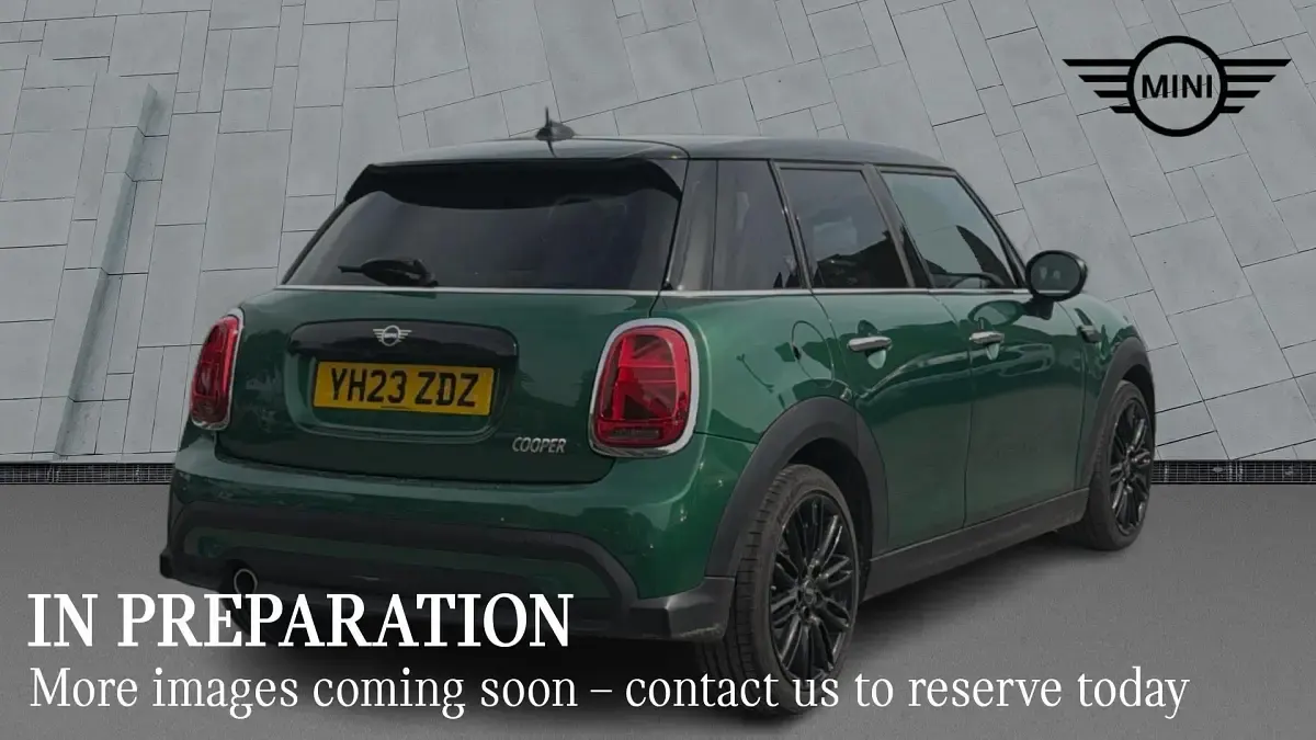 Used Mini Cooper Exclusive 134 HP (98 kW) 2023 Green Hatchback