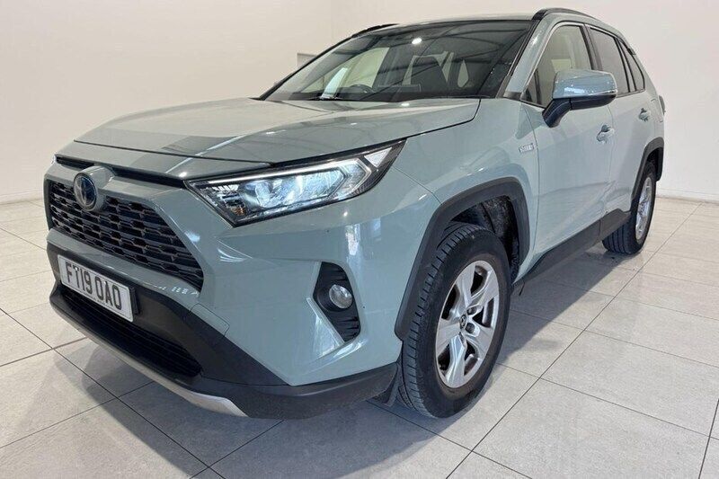 Green Used 2019 Toyota RAV4 Hybrid SUV | £18,495 (Super price) - Image 1/1