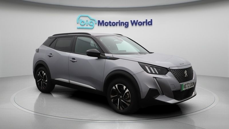 Used 2023 Peugeot e-2008 GT SUV | £14,400 (Fair price) - Image 1/4