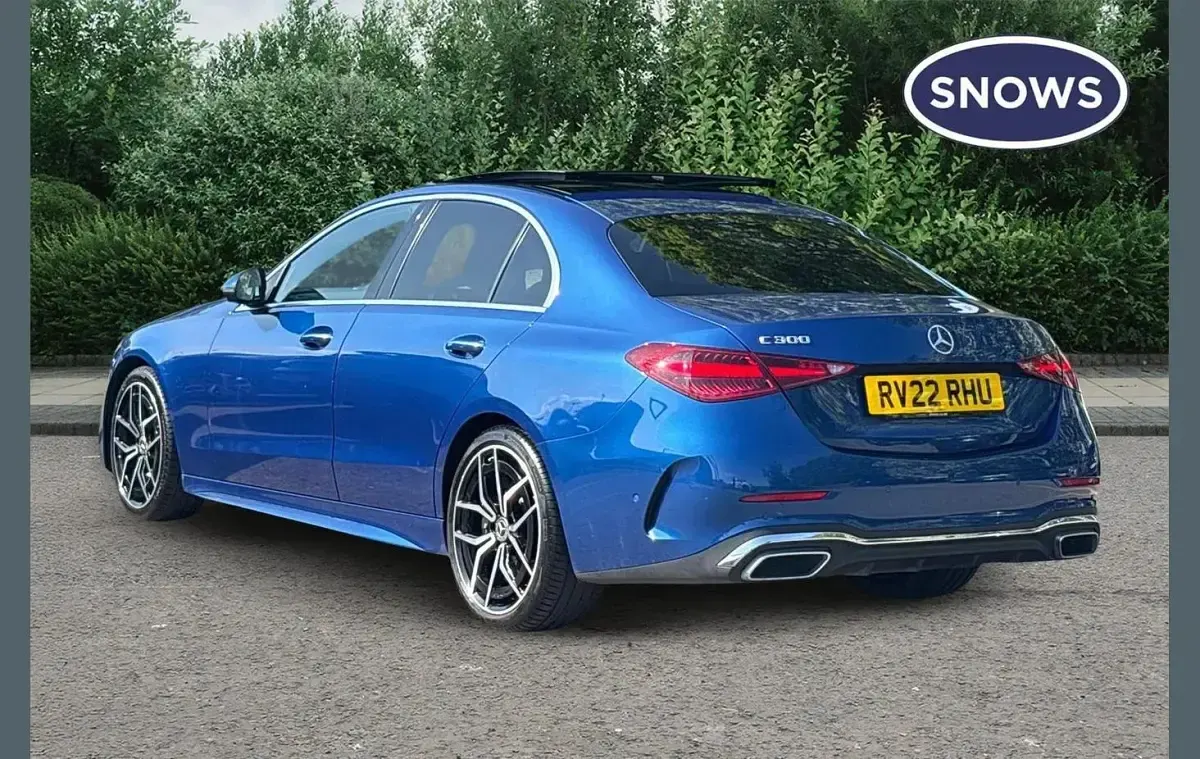 Used Mercedes C300e AMG Line Premium Plus 254 HP (186 kW) 2022 Blue Sedan