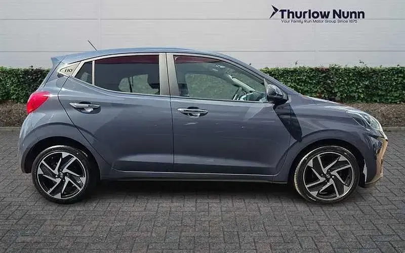 Used Hyundai i10 Premium 79 HP (58 kW) 2025 Grey Hatchback
