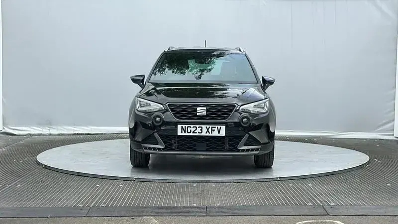 Used Seat Arona FR 110 HP (80 kW) 2023 Black SUV