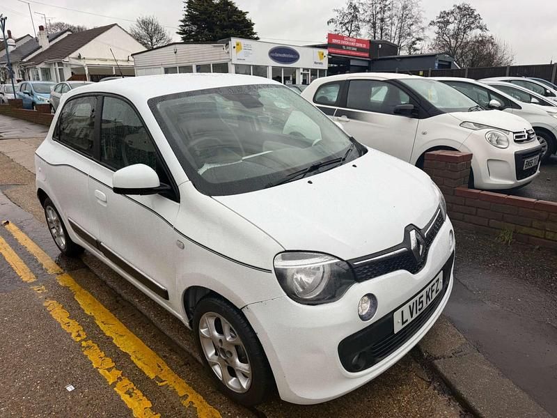 White Used 2015 Renault Twingo Dynamique Hatchback | £2,495 (Good price) - Image 1/4